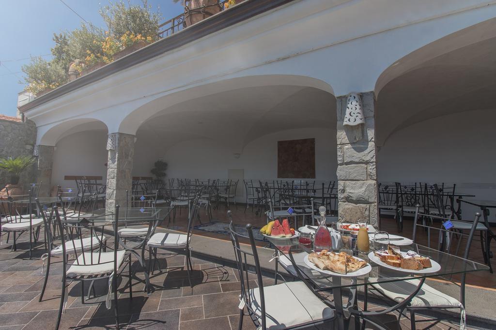 Pinguino B&B Scala Exterior photo